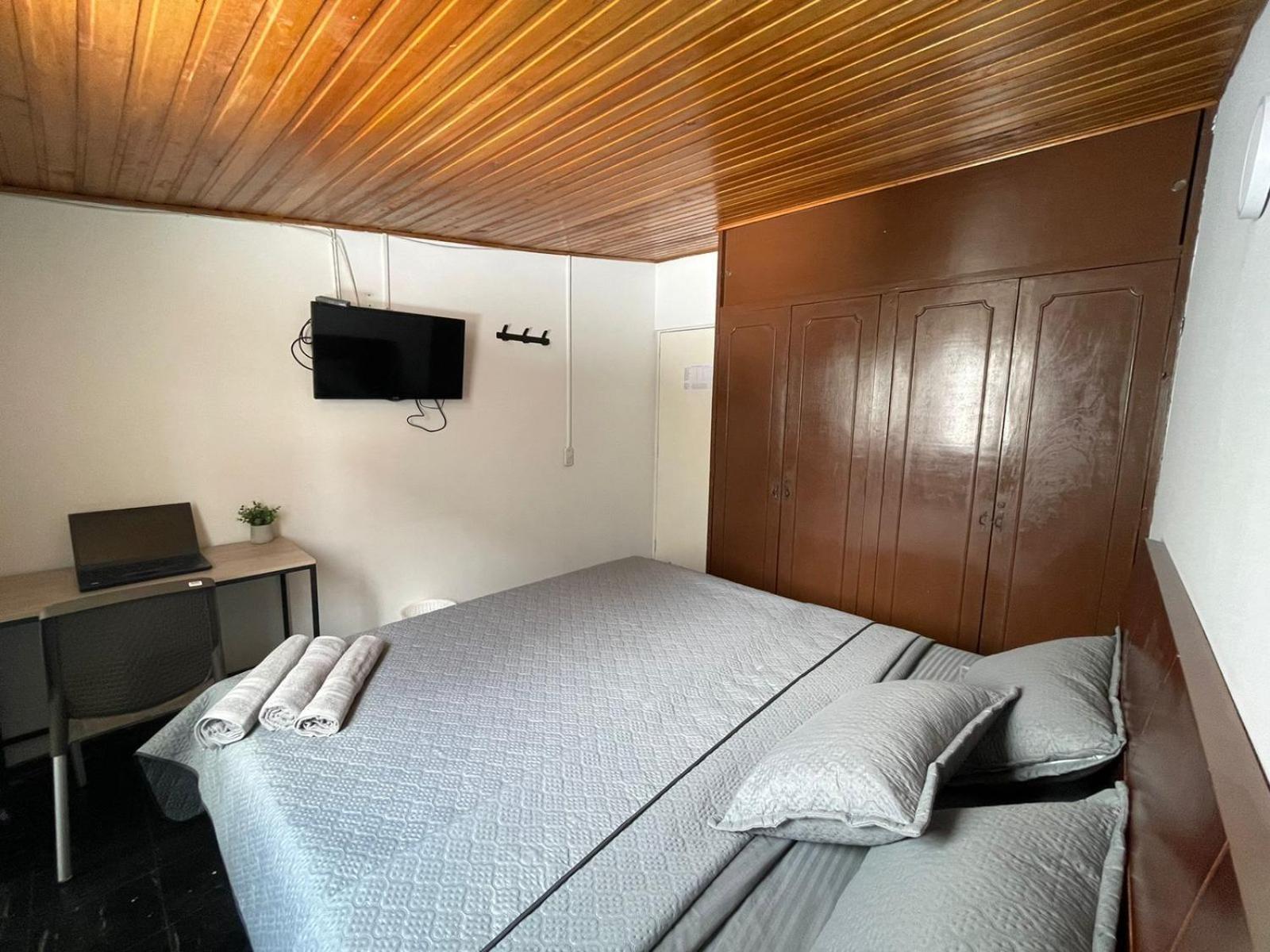 Hostel Av Suba 116 Богота Екстер'єр фото