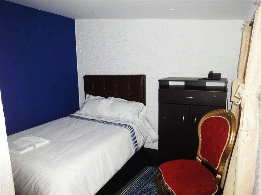 Hostel Av Suba 116 Богота Екстер'єр фото